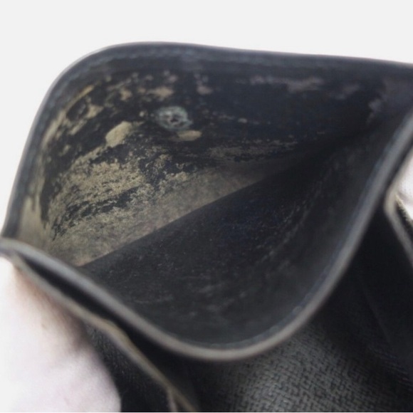 Authentic Louis Vuitton Black Epi Coin Purse Card Case EUC - Picture 11 of 13